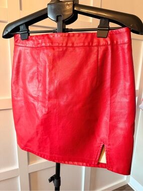 Lulus Red Faux Leather Mini Skirt Size L Side Slit Y2K